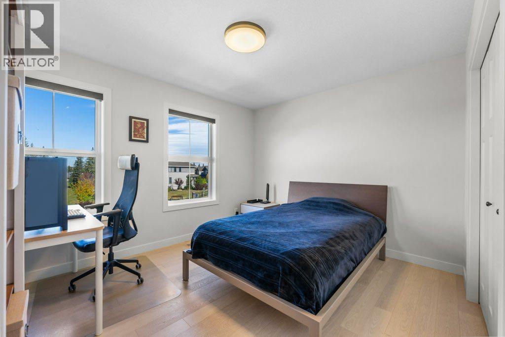 409 Shawnee Boulevard Sw, Calgary, Alberta  T2Y 0T4 - Photo 31 - A2263453