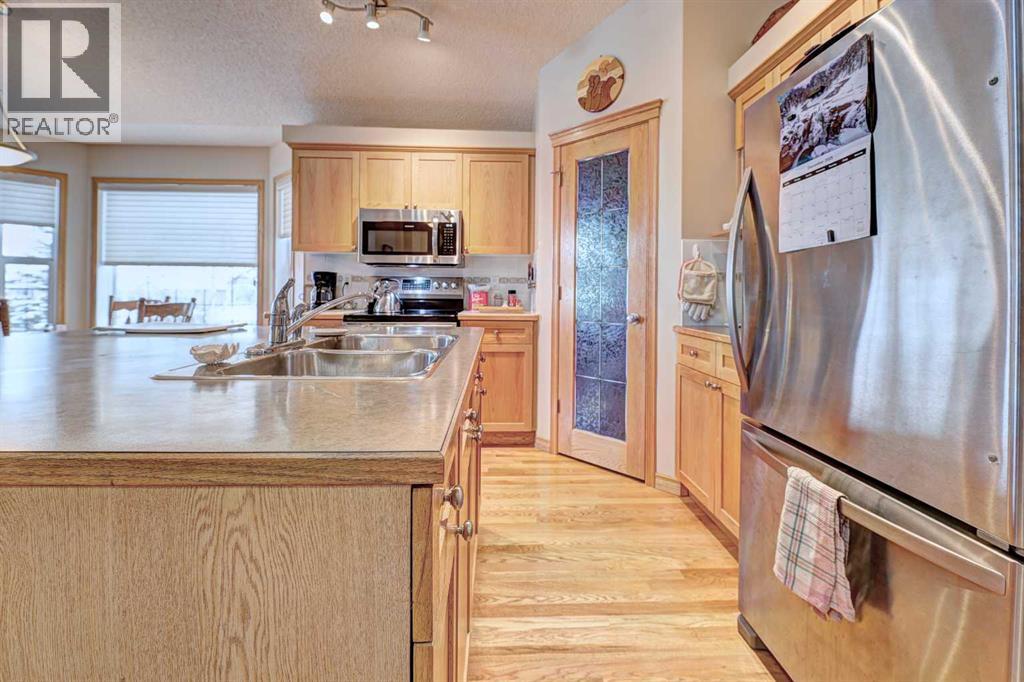 73 Cresthaven View Sw, Calgary, Alberta  T3B 5Y2 - Photo 14 - A2273475