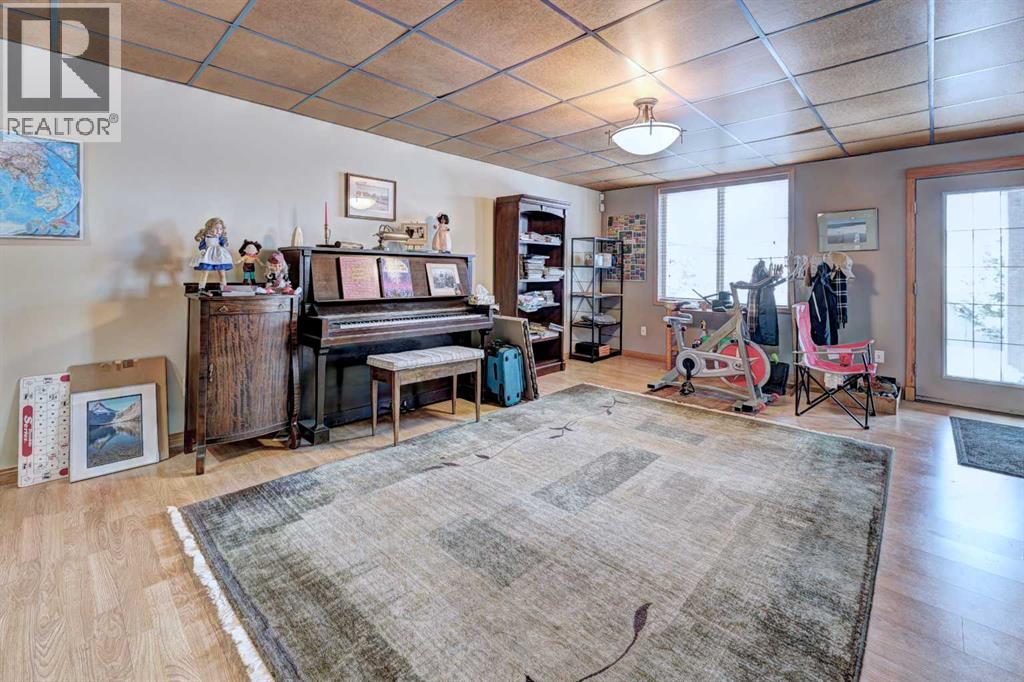 73 Cresthaven View Sw, Calgary, Alberta  T3B 5Y2 - Photo 34 - A2273475