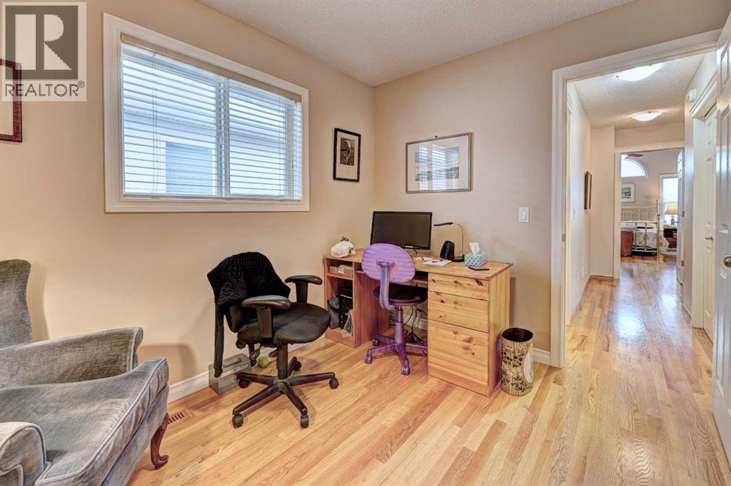 73 Cresthaven View Sw, Calgary, Alberta  T3B 5Y2 - Photo 33 - A2273475