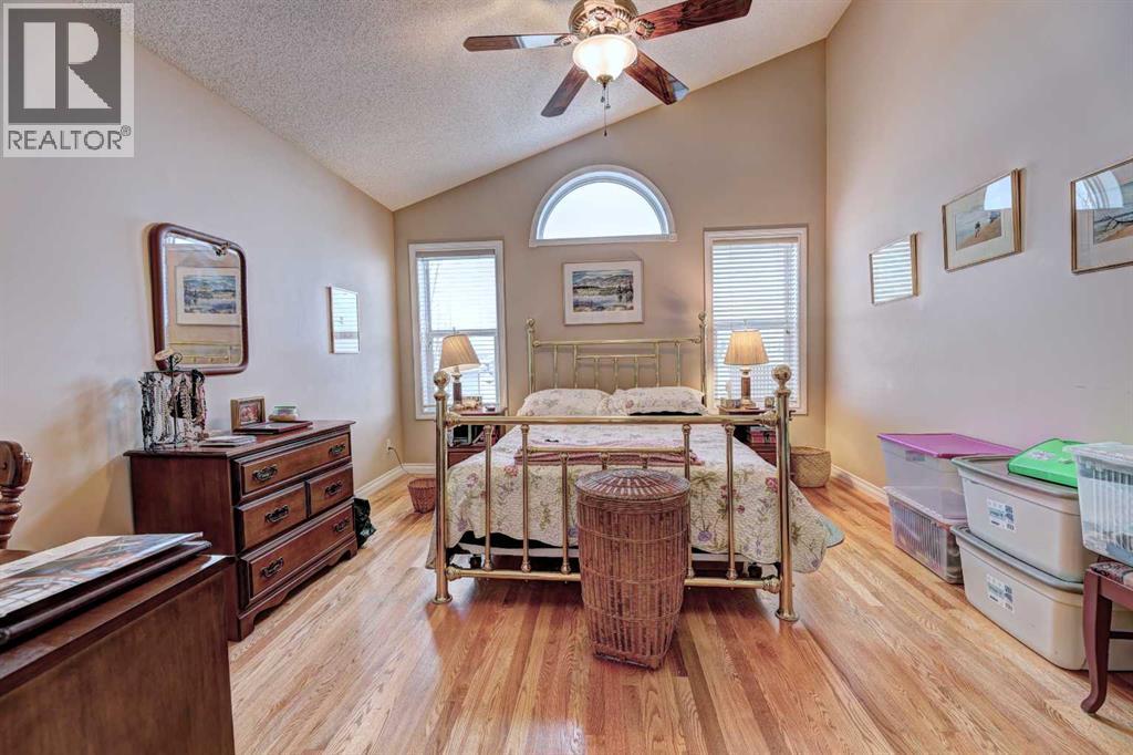 73 Cresthaven View Sw, Calgary, Alberta  T3B 5Y2 - Photo 25 - A2273475