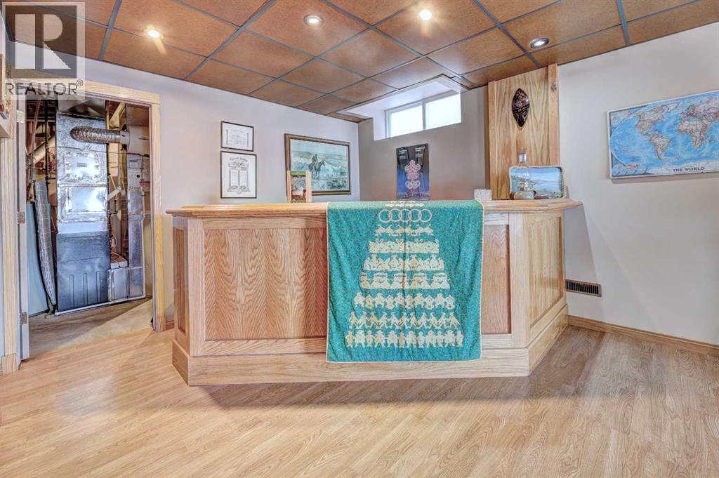 73 Cresthaven View Sw, Calgary, Alberta  T3B 5Y2 - Photo 36 - A2273475