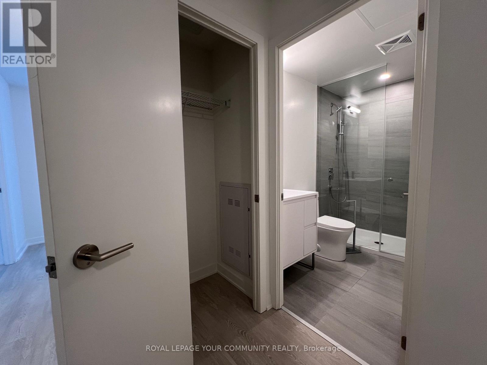 2020 - 1 Quarrington Lane, Toronto, Ontario  M3C 0S4 - Photo 6 - C12642510