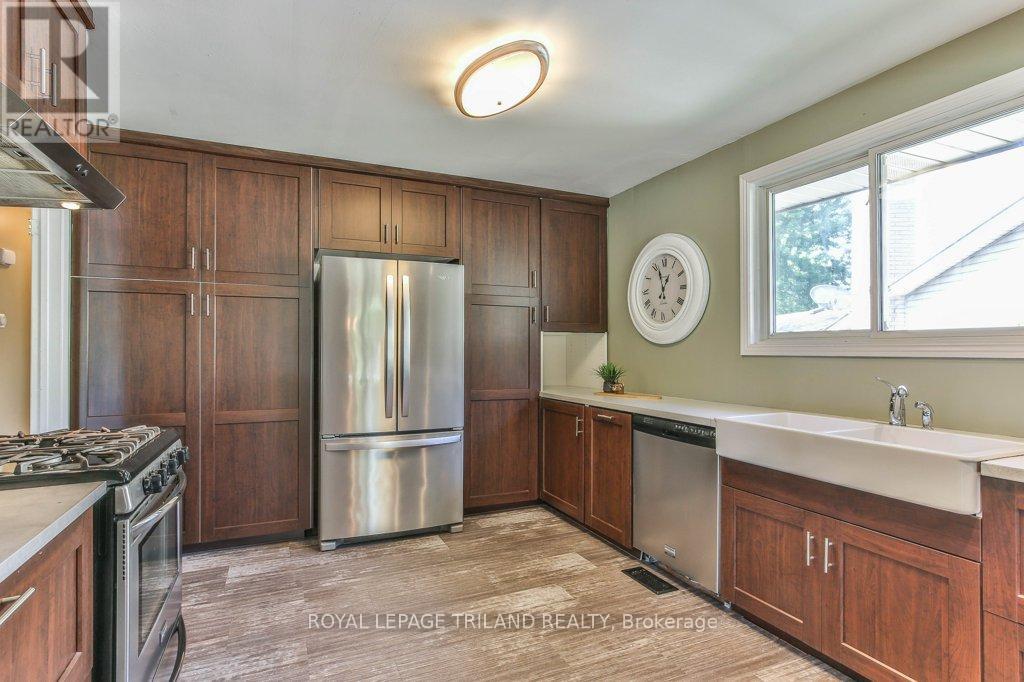 41 Fox Mill Court, London South, Ontario  N6J 2B7 - Photo 12 - X12643730