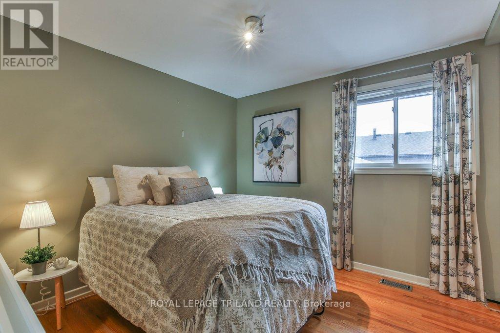 41 Fox Mill Court, London South, Ontario  N6J 2B7 - Photo 24 - X12643730