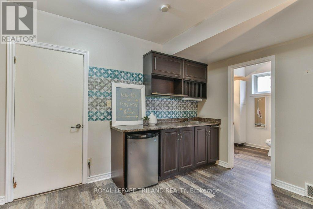 41 Fox Mill Court, London South, Ontario  N6J 2B7 - Photo 31 - X12643730