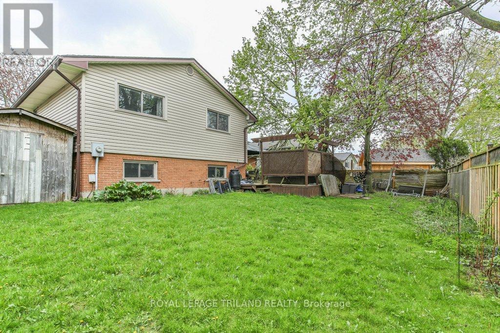 41 Fox Mill Court, London South, Ontario  N6J 2B7 - Photo 38 - X12643730