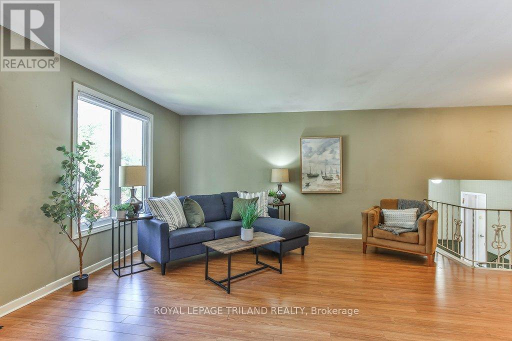 41 Fox Mill Court, London South, Ontario  N6J 2B7 - Photo 7 - X12643730