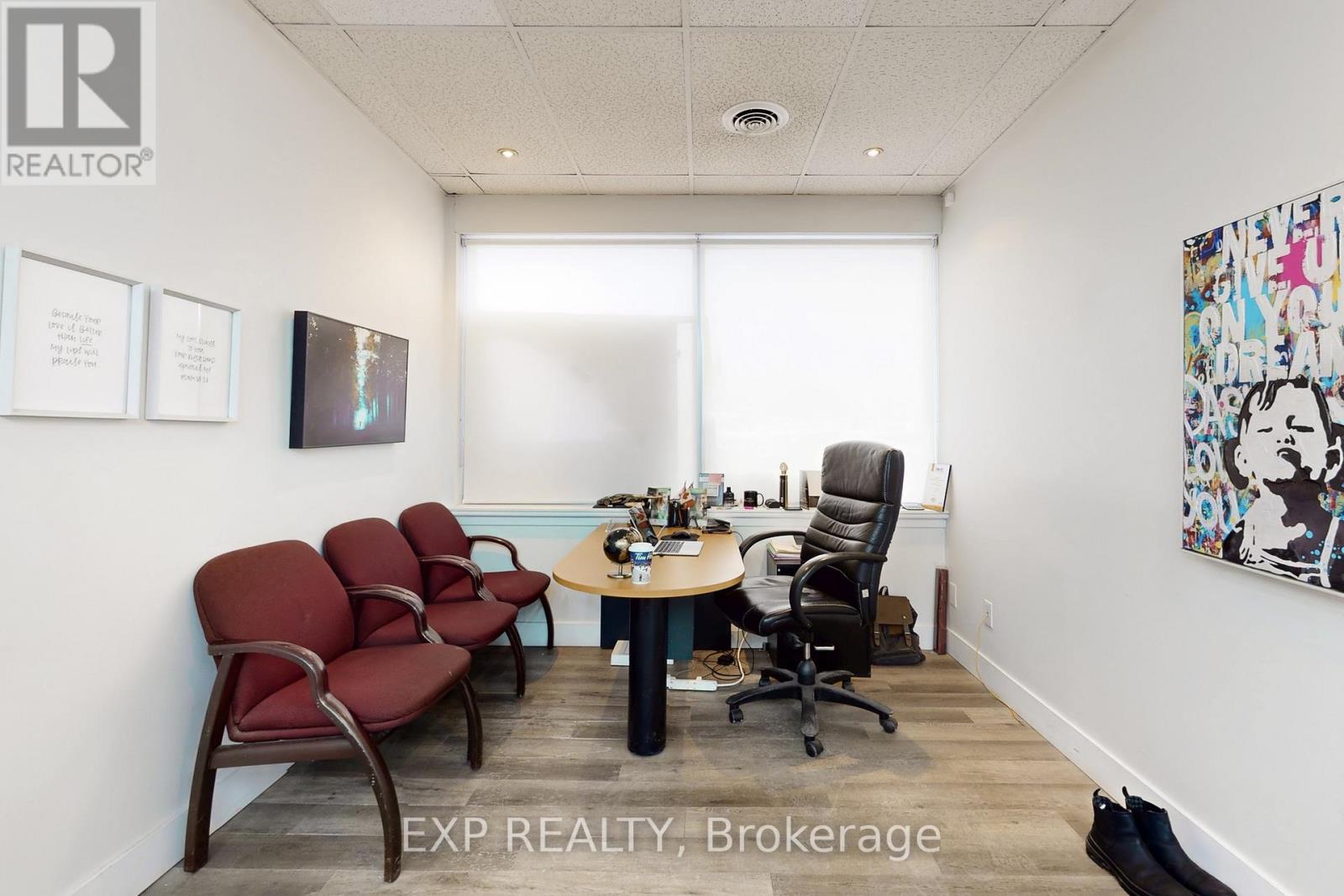 32 Stoffel Drive, Toronto, Ontario  M9W 1A8 - Photo 17 - W12641626