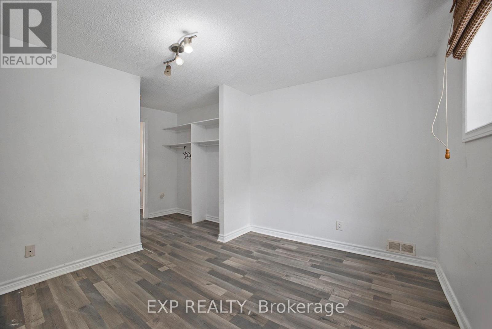 159 Castlefrank Road, Ottawa, Ontario  K2L 1T3 - Photo 8 - X12643752