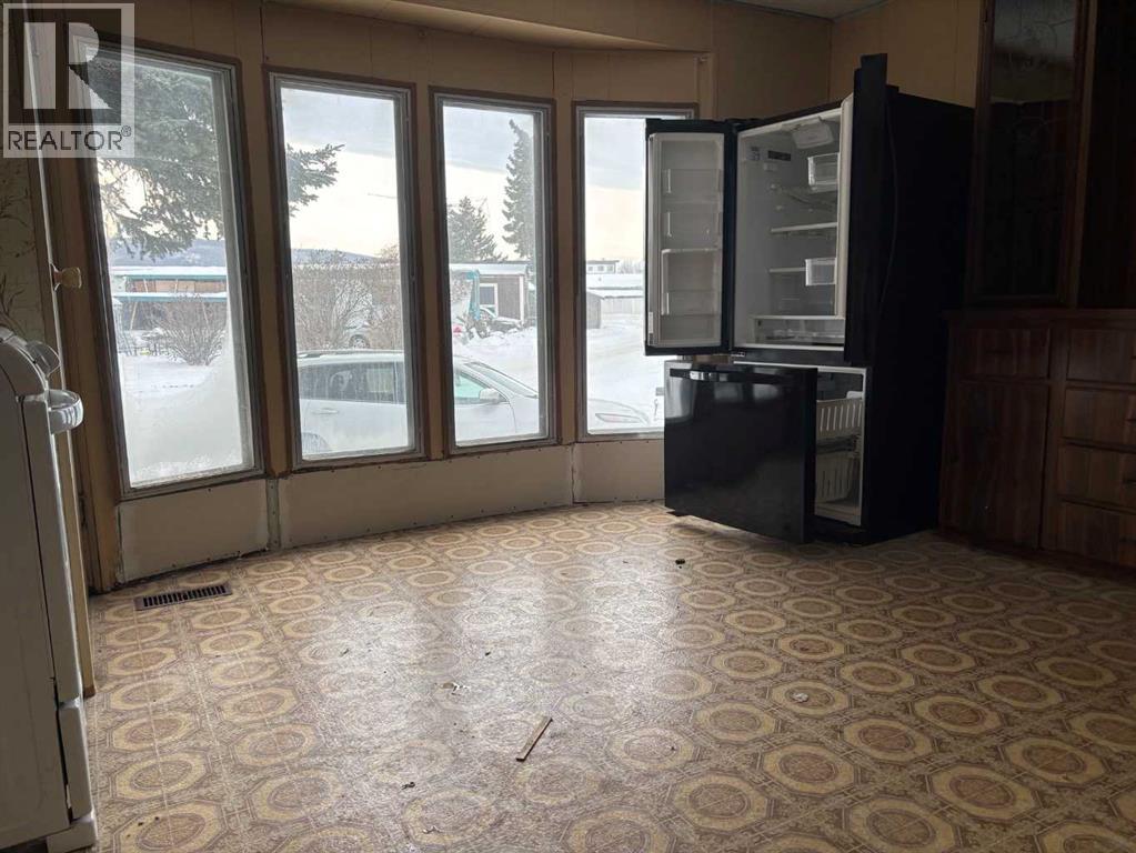 146, 3223 83 Street Nw, Calgary, Alberta  T3B 5N2 - Photo 2 - A2275805