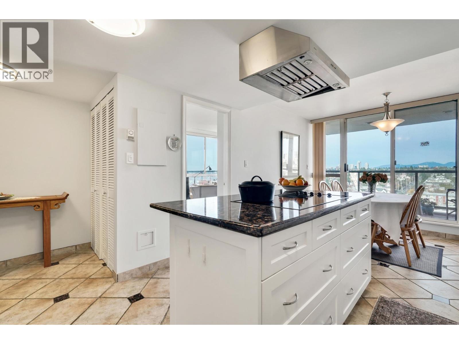 2003 121 Tenth Street, New Westminster, British Columbia  V3M 3X7 - Photo 13 - R3074563