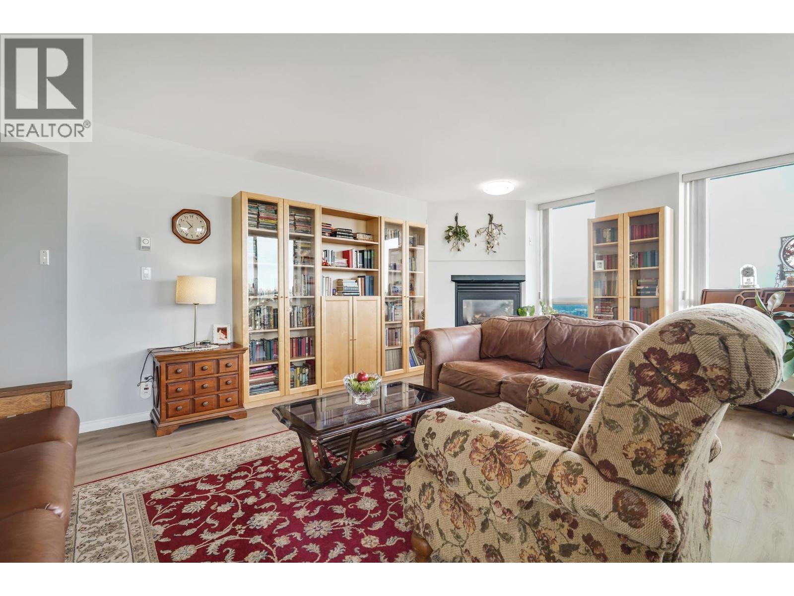 2003 121 Tenth Street, New Westminster, British Columbia  V3M 3X7 - Photo 6 - R3074563