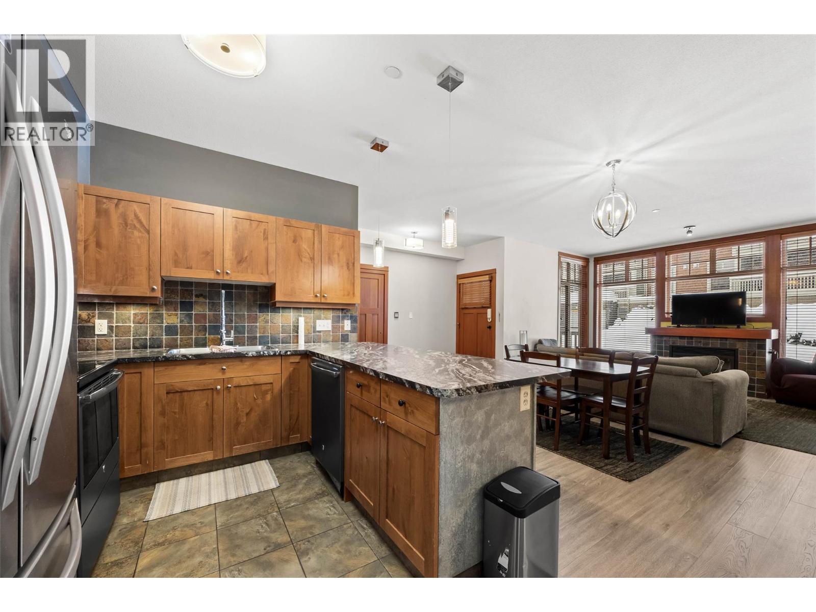 5015 Valley Drive Unit# 58, Sun Peaks, British Columbia  V0E 5N0 - Photo 12 - 10371360