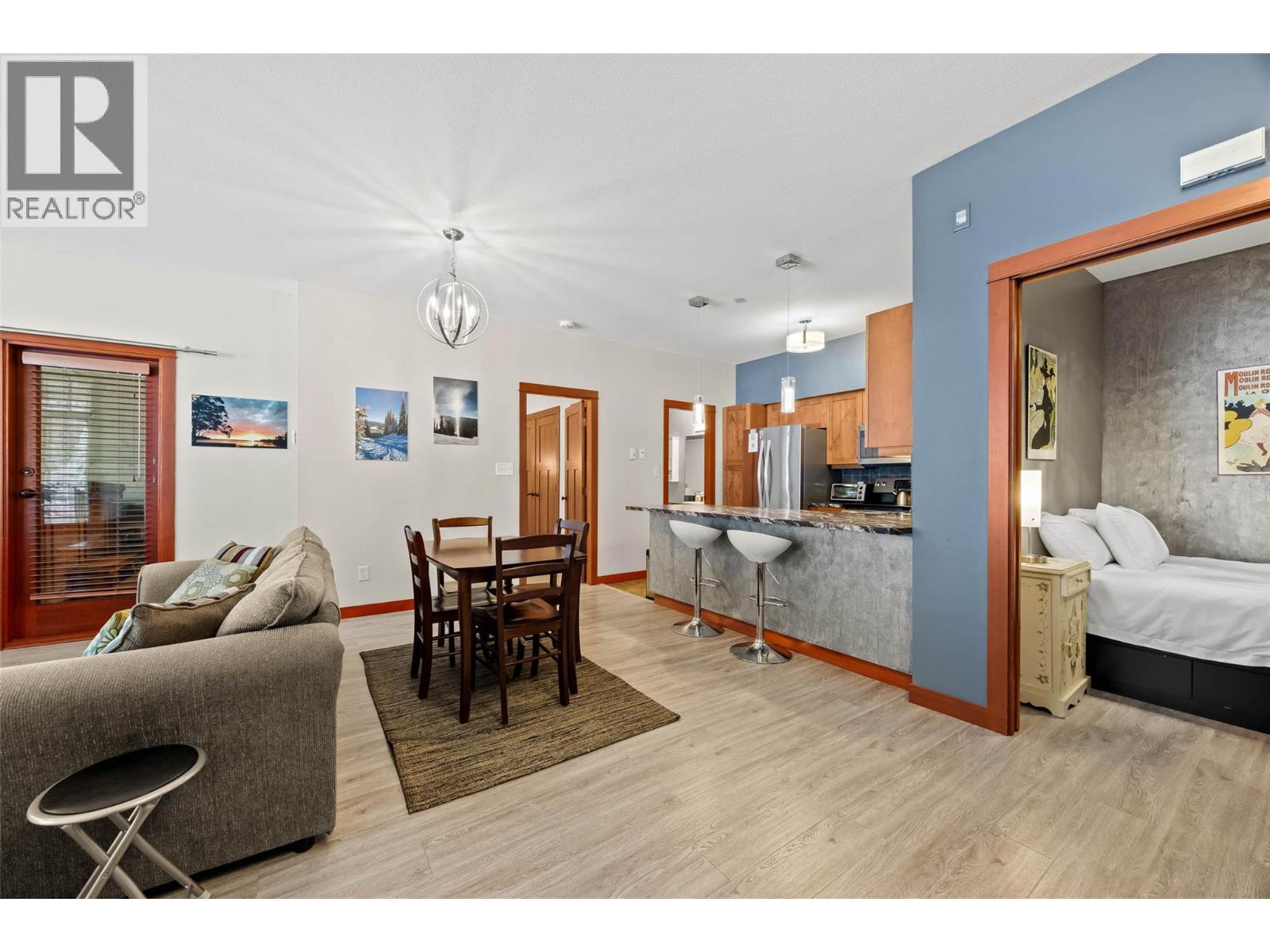 5015 Valley Drive Unit# 58, Sun Peaks, British Columbia  V0E 5N0 - Photo 3 - 10371360