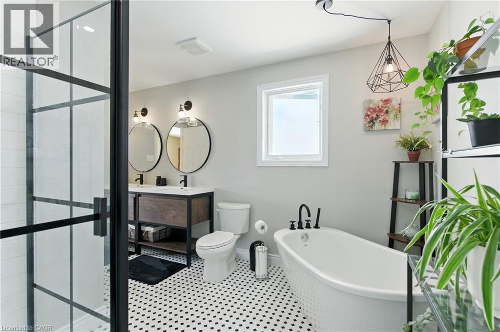 2 Caledonia Avenue, Haldimand, Ontario  N3W 2L1 - Photo 21 - 40794422