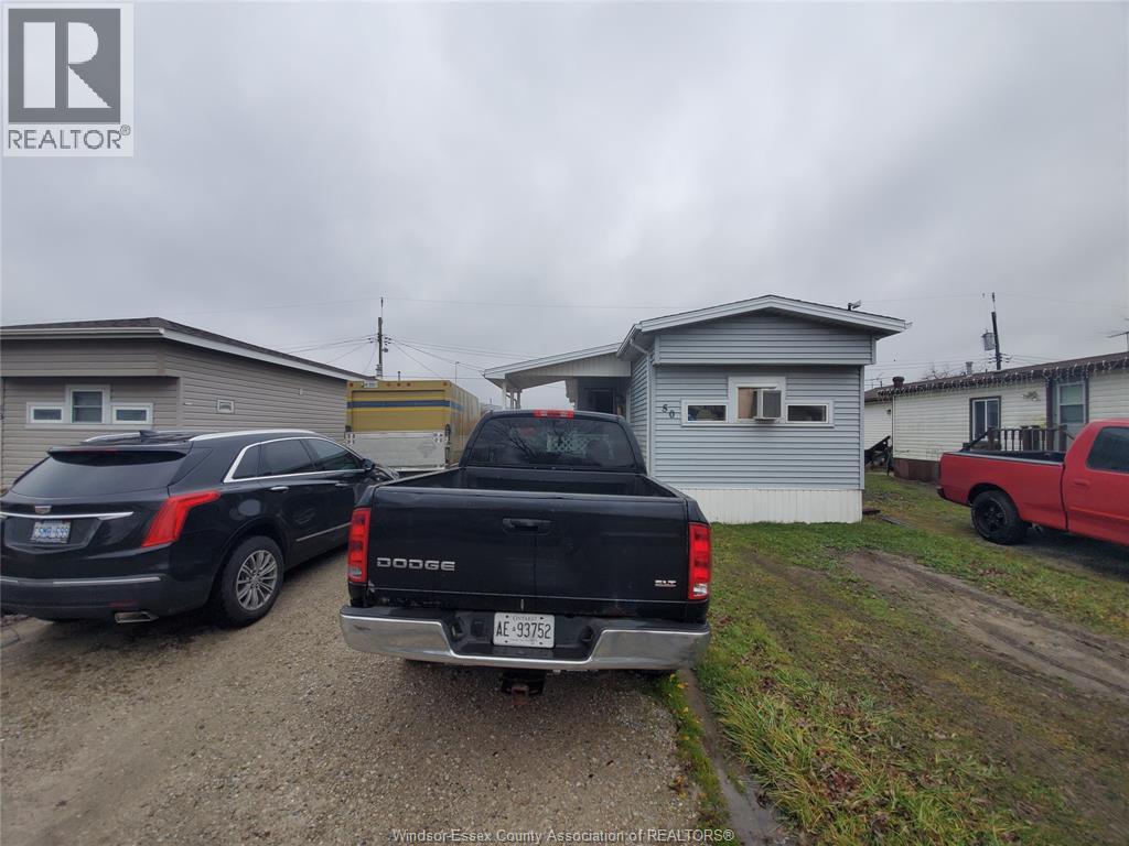 50 Regina, Lakeshore, Ontario  N8N 2P5 - Photo 2 - 25031911