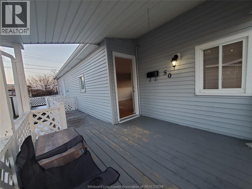 50 Regina, Lakeshore, Ontario  N8N 2P5 - Photo 6 - 25031911