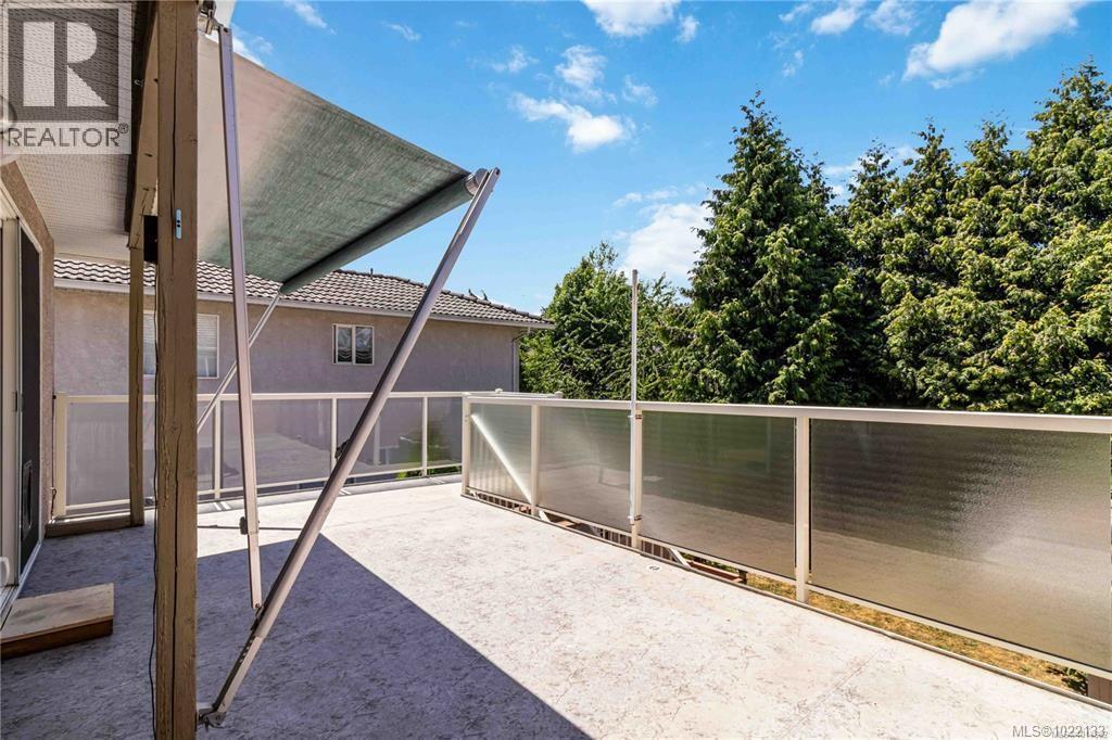 6260 Elaine Way, Central Saanich, British Columbia  V8Z 6A1 - Photo 13 - 1022133