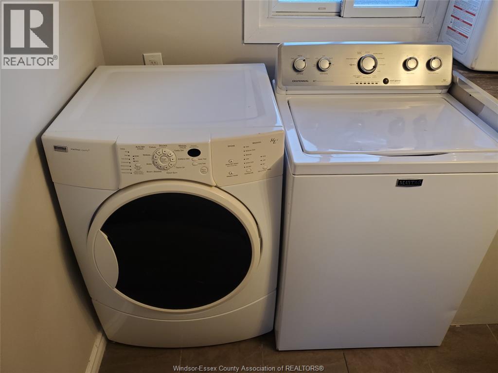 50 Regina, Lakeshore, Ontario  N8N 2P5 - Photo 17 - 25031911