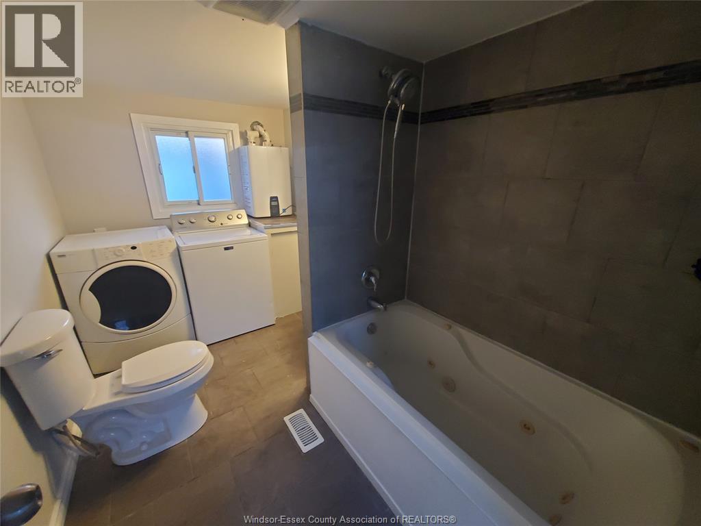 50 Regina, Lakeshore, Ontario  N8N 2P5 - Photo 19 - 25031911