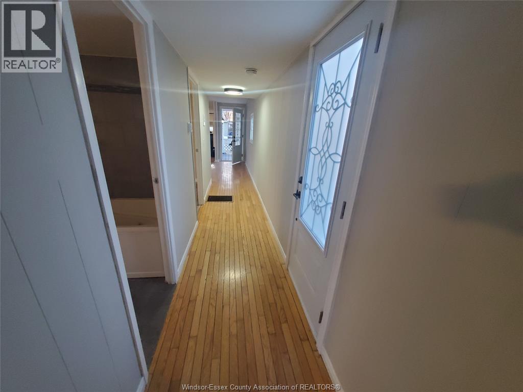 50 Regina, Lakeshore, Ontario  N8N 2P5 - Photo 24 - 25031911