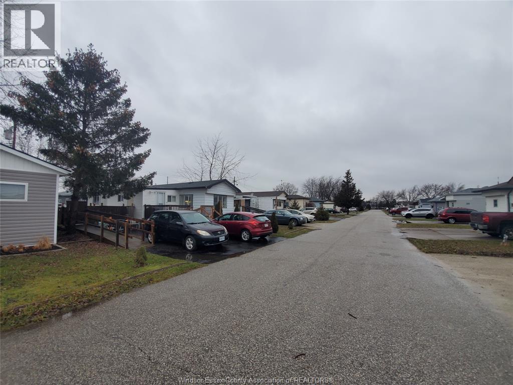 50 Regina, Lakeshore, Ontario  N8N 2P5 - Photo 28 - 25031911