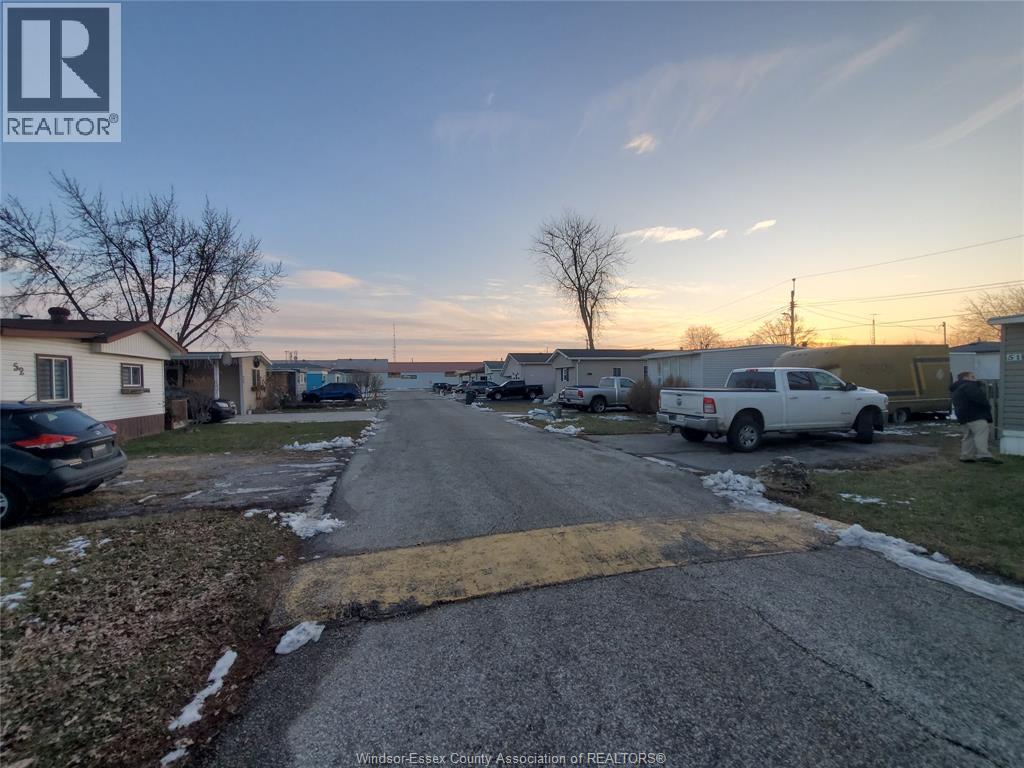 50 Regina, Lakeshore, Ontario  N8N 2P5 - Photo 32 - 25031911