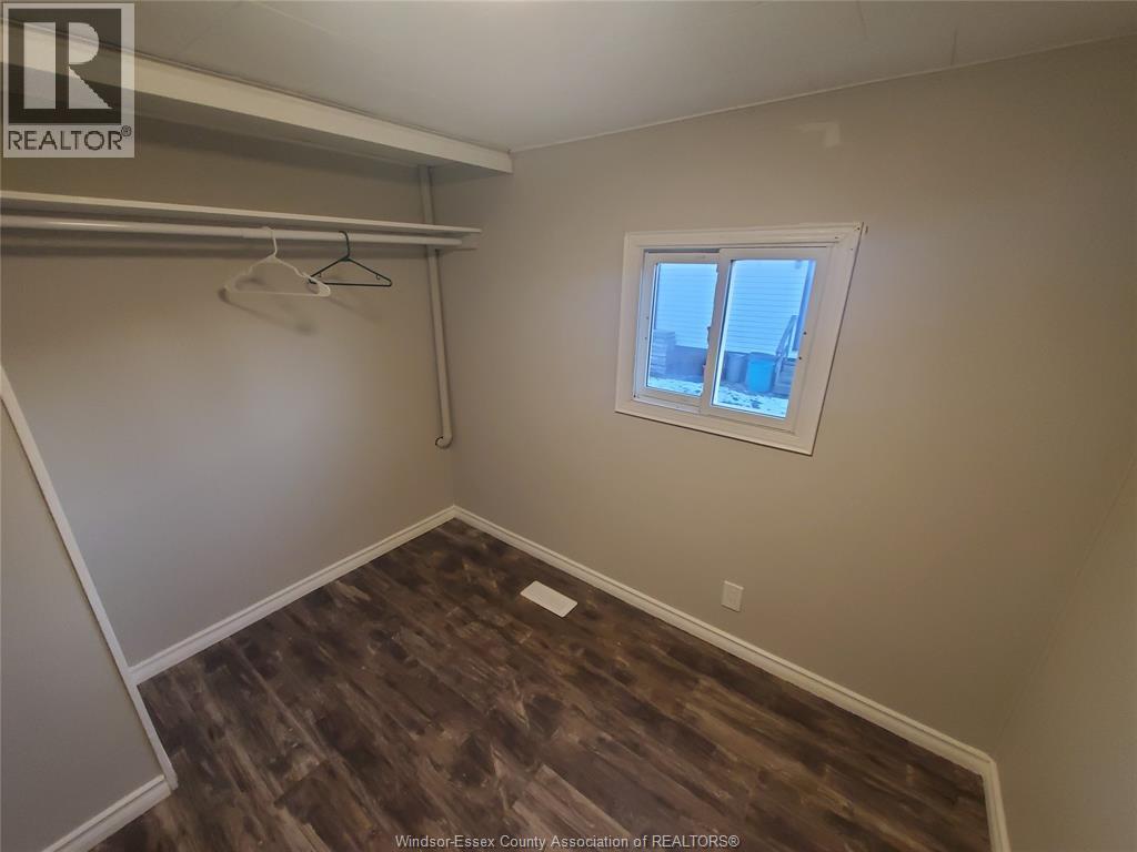 50 Regina, Lakeshore, Ontario  N8N 2P5 - Photo 14 - 25031911