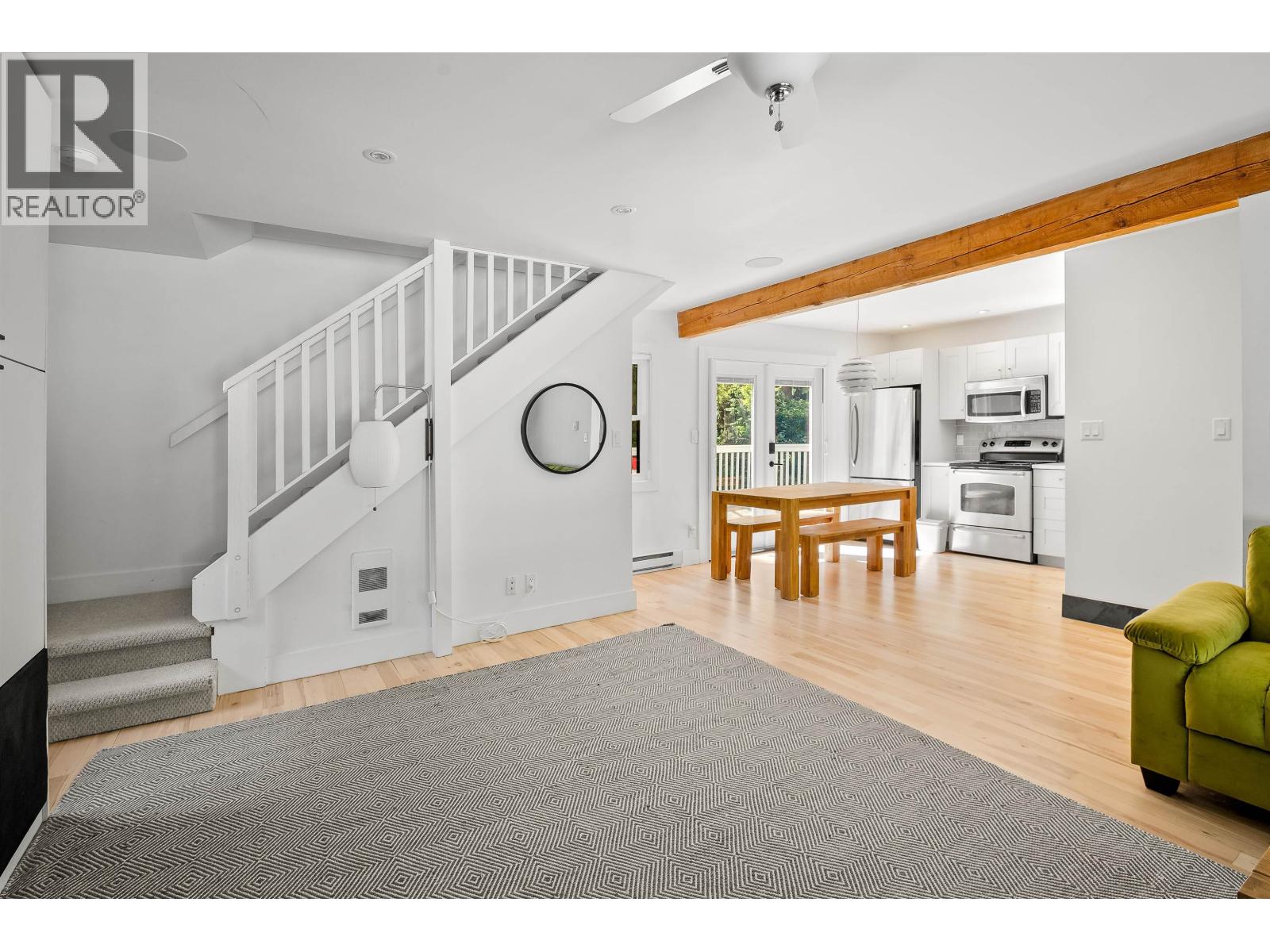 6716 Crabapple Drive, Whistler, British Columbia  V8E 0C5 - Photo 3 - R3073487