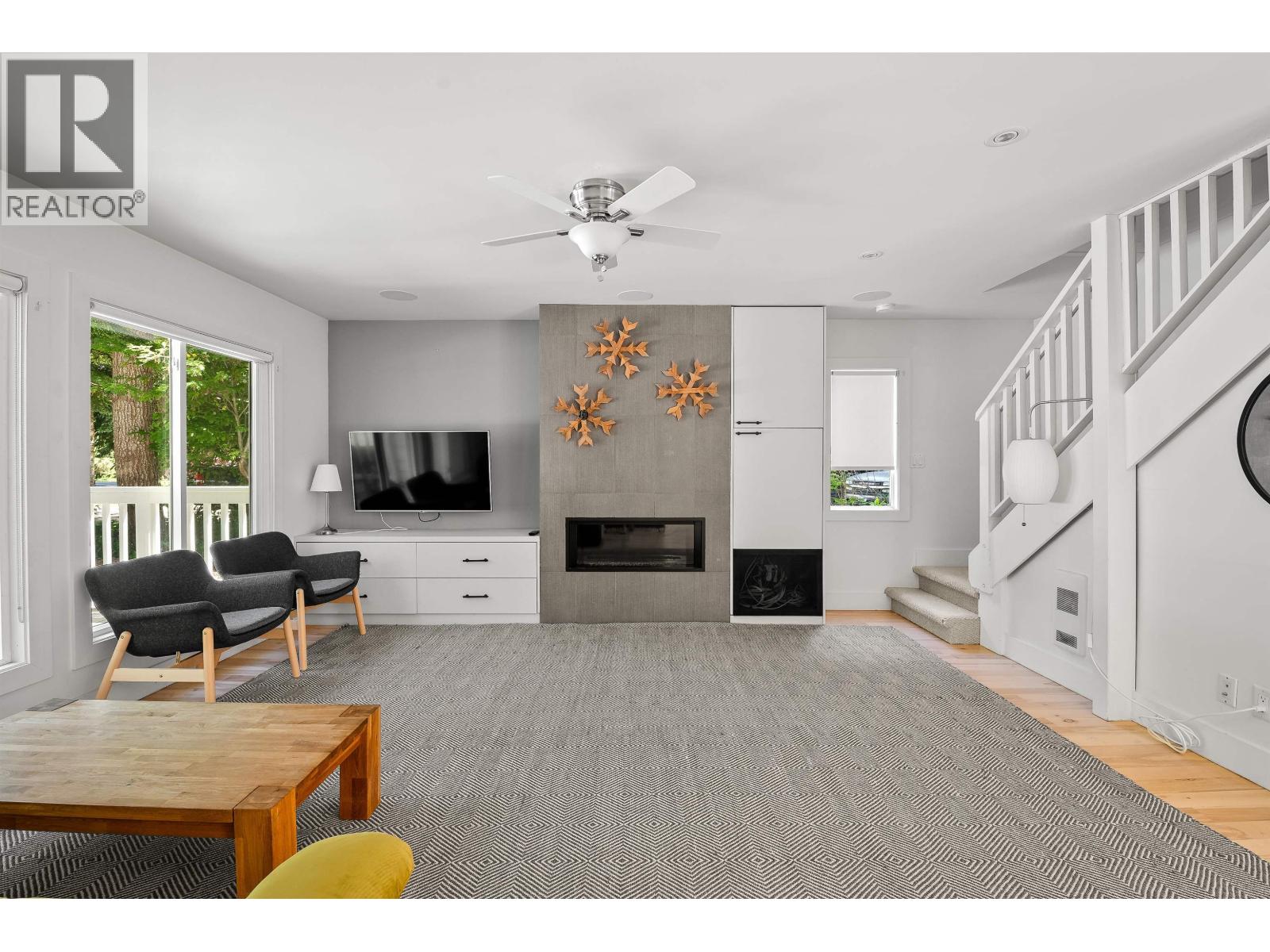 6716 CRABAPPLE DRIVE, Whistler, British Columbia