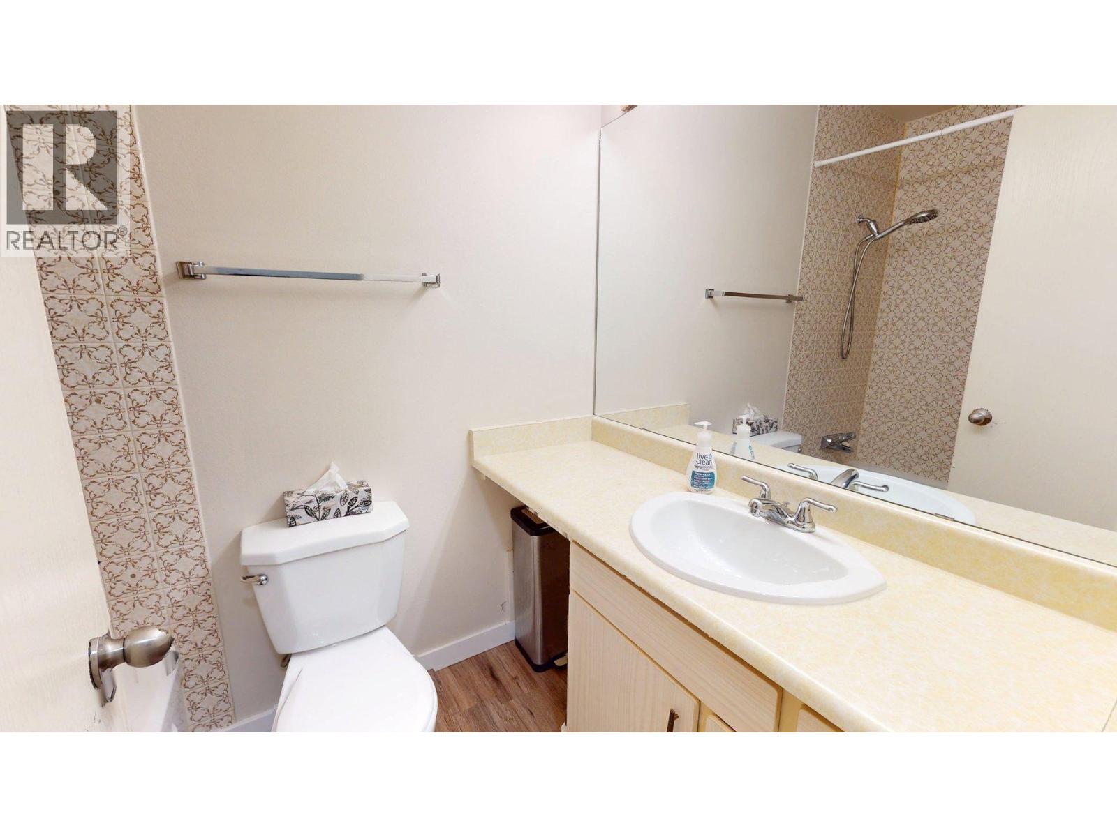 1802 Alpine Drive Unit# 302b, Elkford, British Columbia  V0B 1H0 - Photo 21 - 10371369