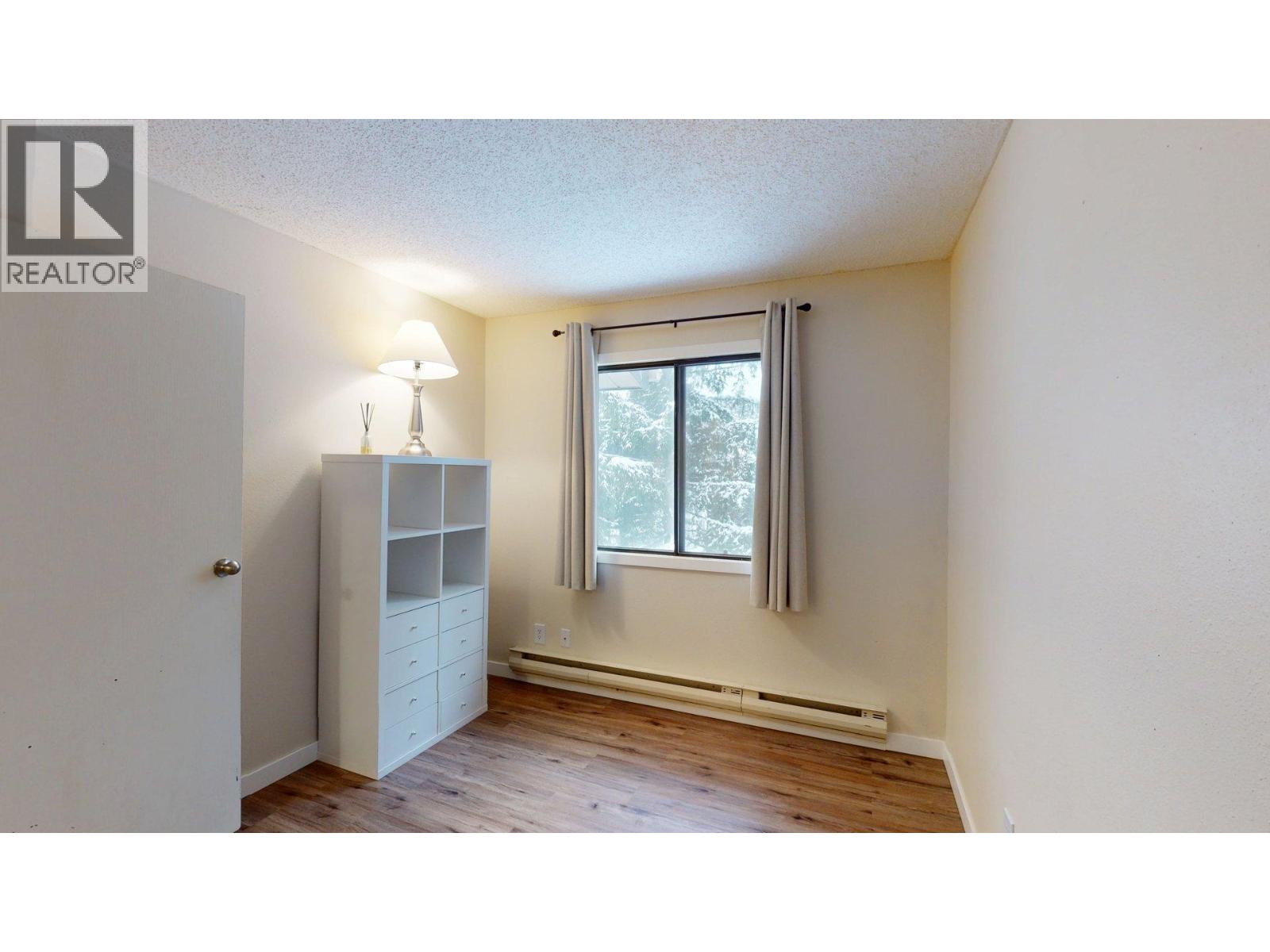 1802 Alpine Drive Unit# 302b, Elkford, British Columbia  V0B 1H0 - Photo 20 - 10371369