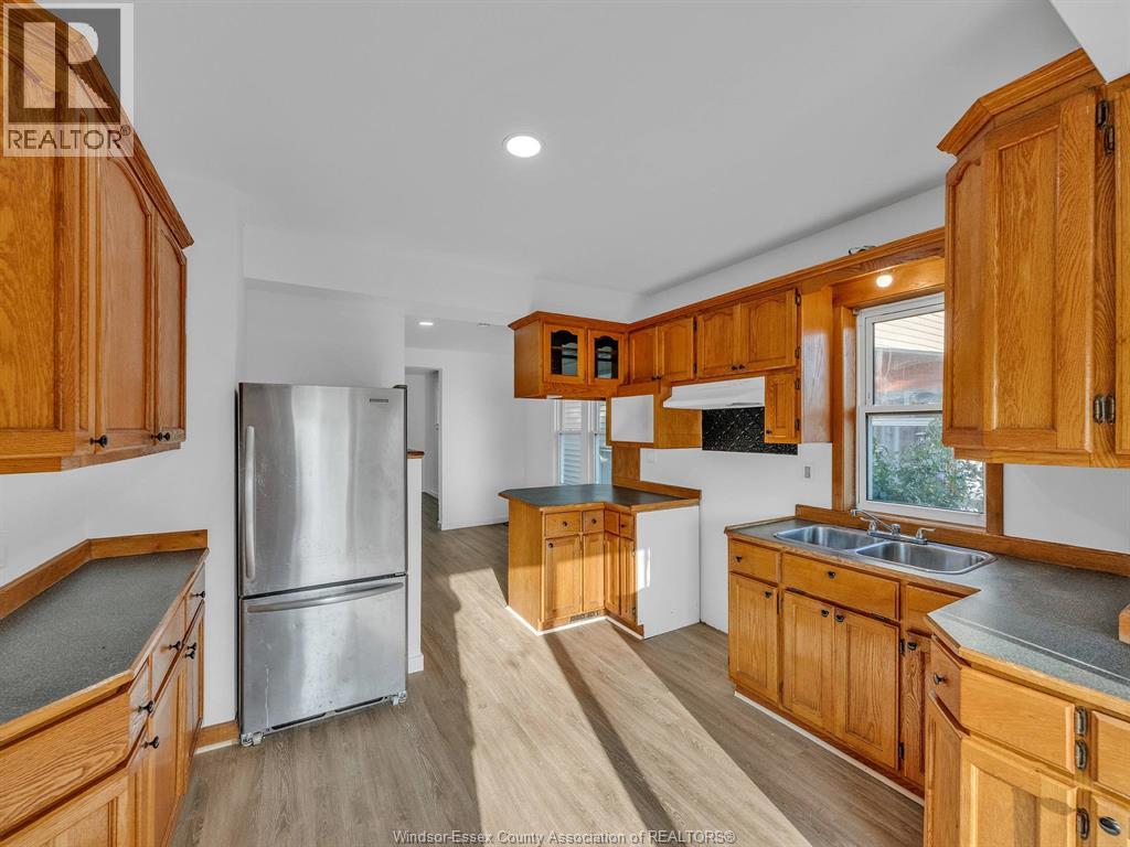 1453 Marentette, Windsor, Ontario N8X 4E2 - Photo 15 - 25031877