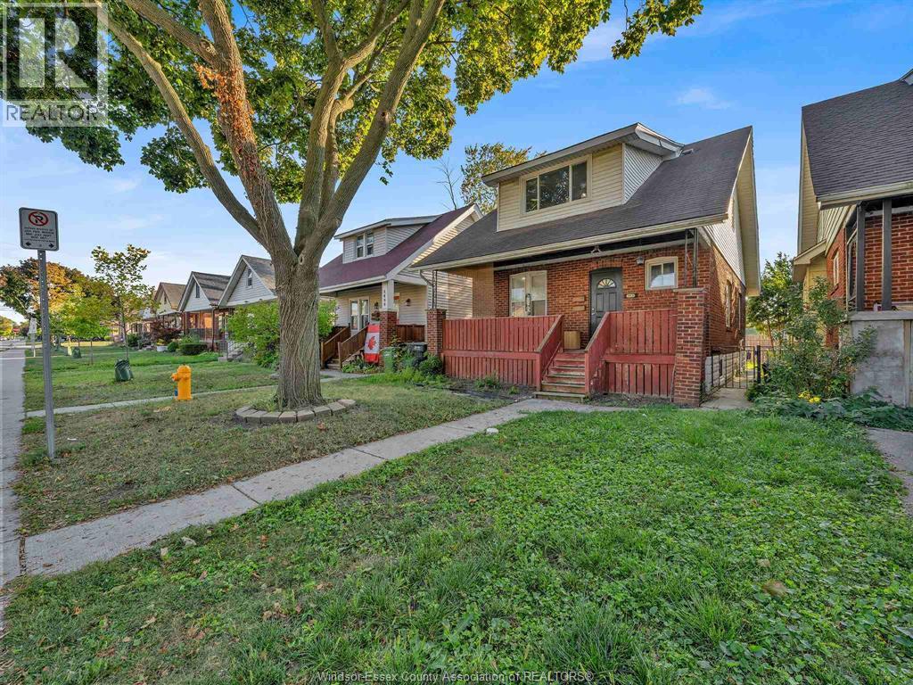 1453 Marentette, Windsor, Ontario N8X 4E2 - Photo 36 - 25031877