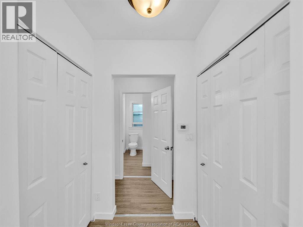 1453 Marentette, Windsor, Ontario N8X 4E2 - Photo 9 - 25031877