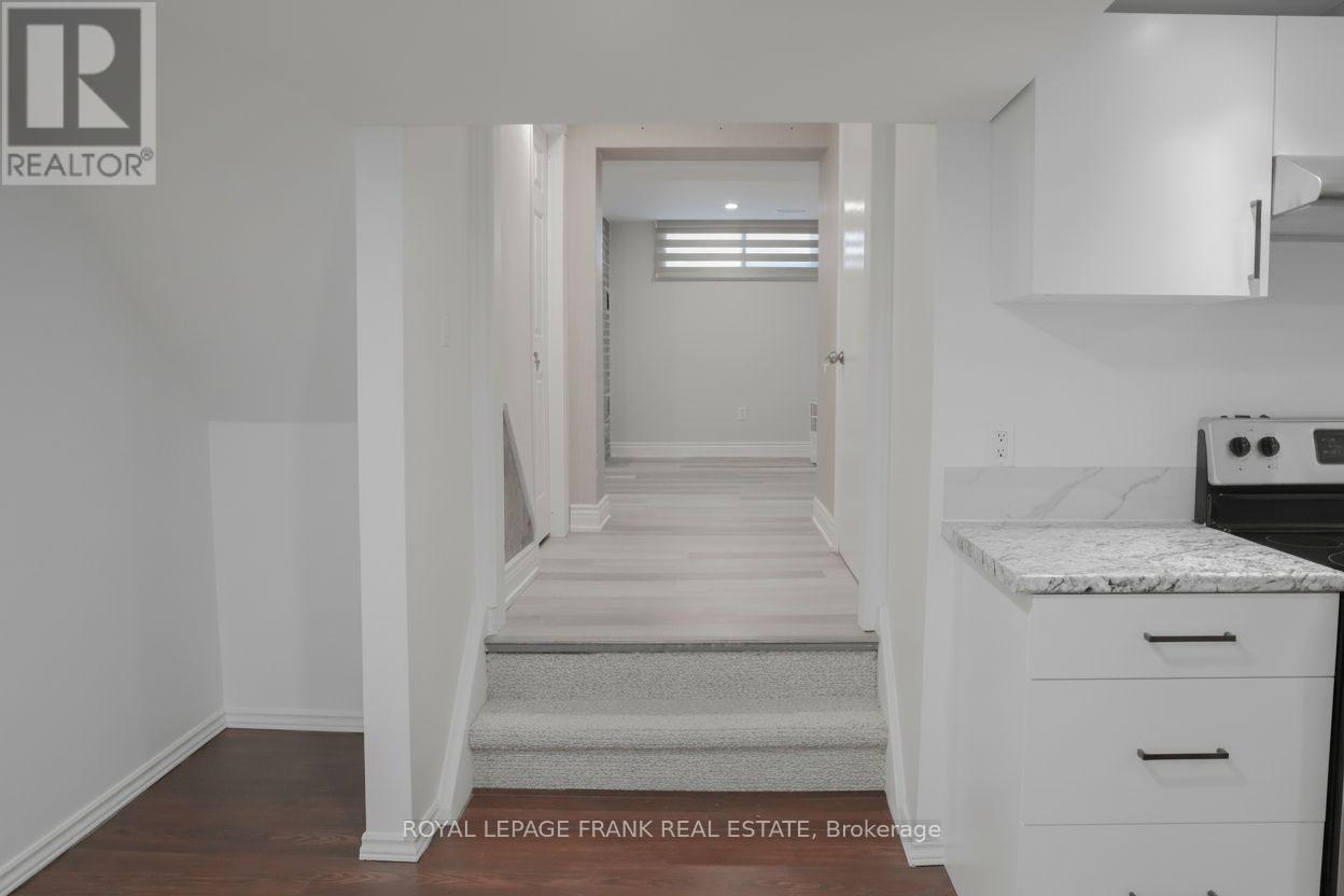 1 Crescent Court, Kawartha Lakes, Ontario  K9V 3Y8 - Photo 14 - X12643588