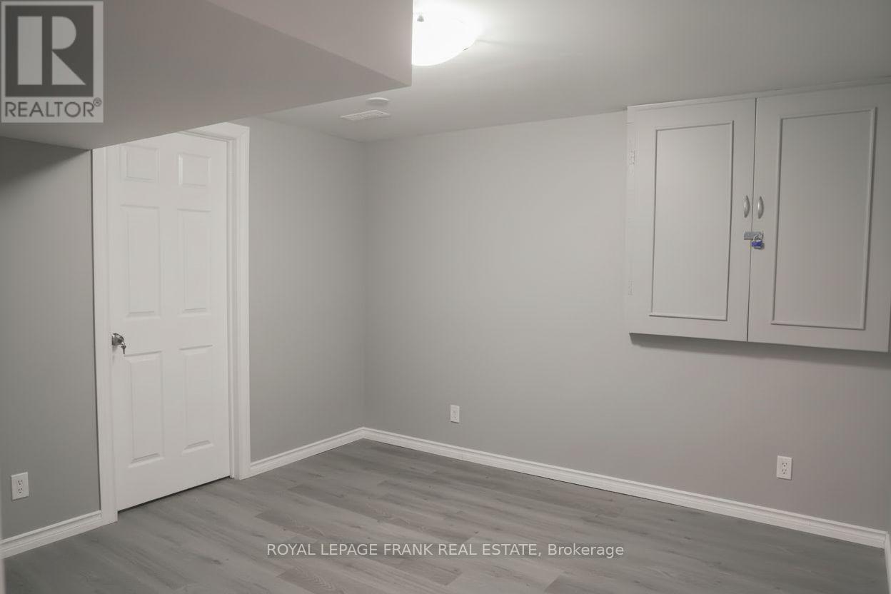 1 Crescent Court, Kawartha Lakes, Ontario  K9V 3Y8 - Photo 21 - X12643588