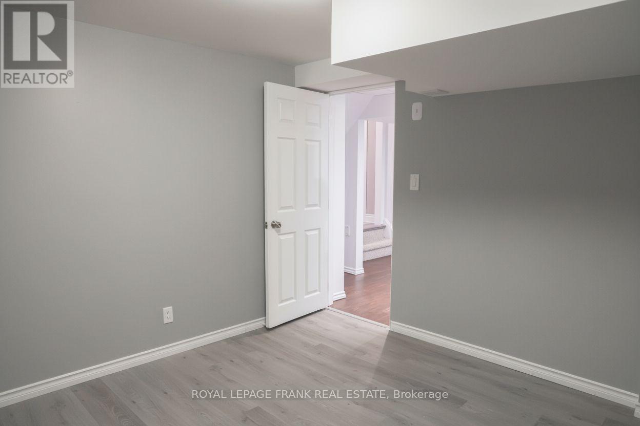 1 Crescent Court, Kawartha Lakes, Ontario  K9V 3Y8 - Photo 8 - X12643588