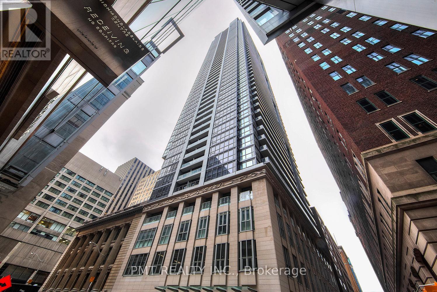 403 - 70 TEMPERANCE STREET, Toronto, Ontario