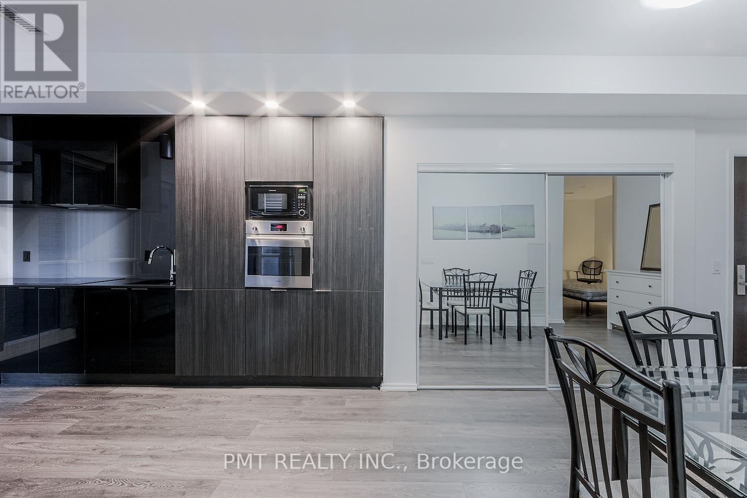 403 - 70 Temperance Street, Toronto, Ontario  M5H 4E8 - Photo 5 - C12643714