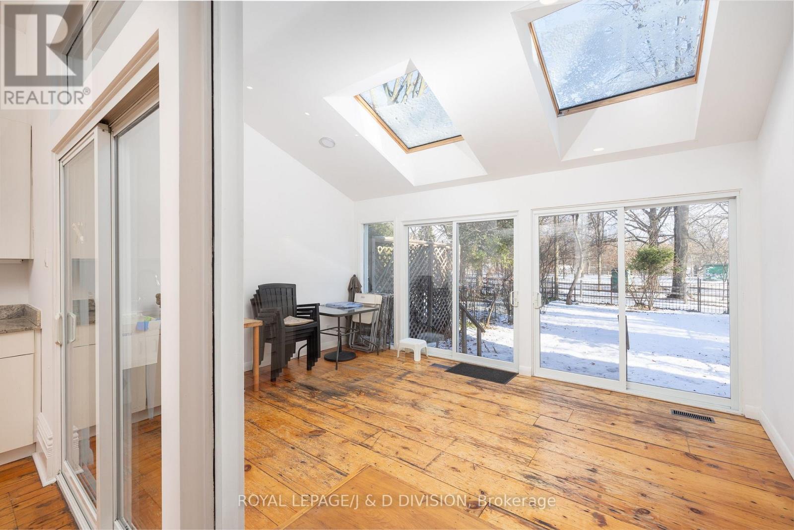 187 Crawford Street, Toronto, Ontario  M6J 2V5 - Photo 11 - C12643722