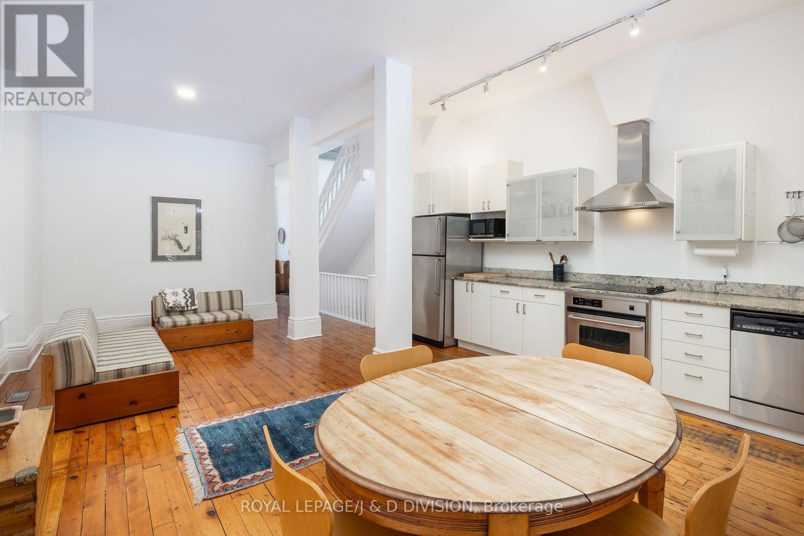 187 Crawford Street, Toronto, Ontario  M6J 2V5 - Photo 12 - C12643722