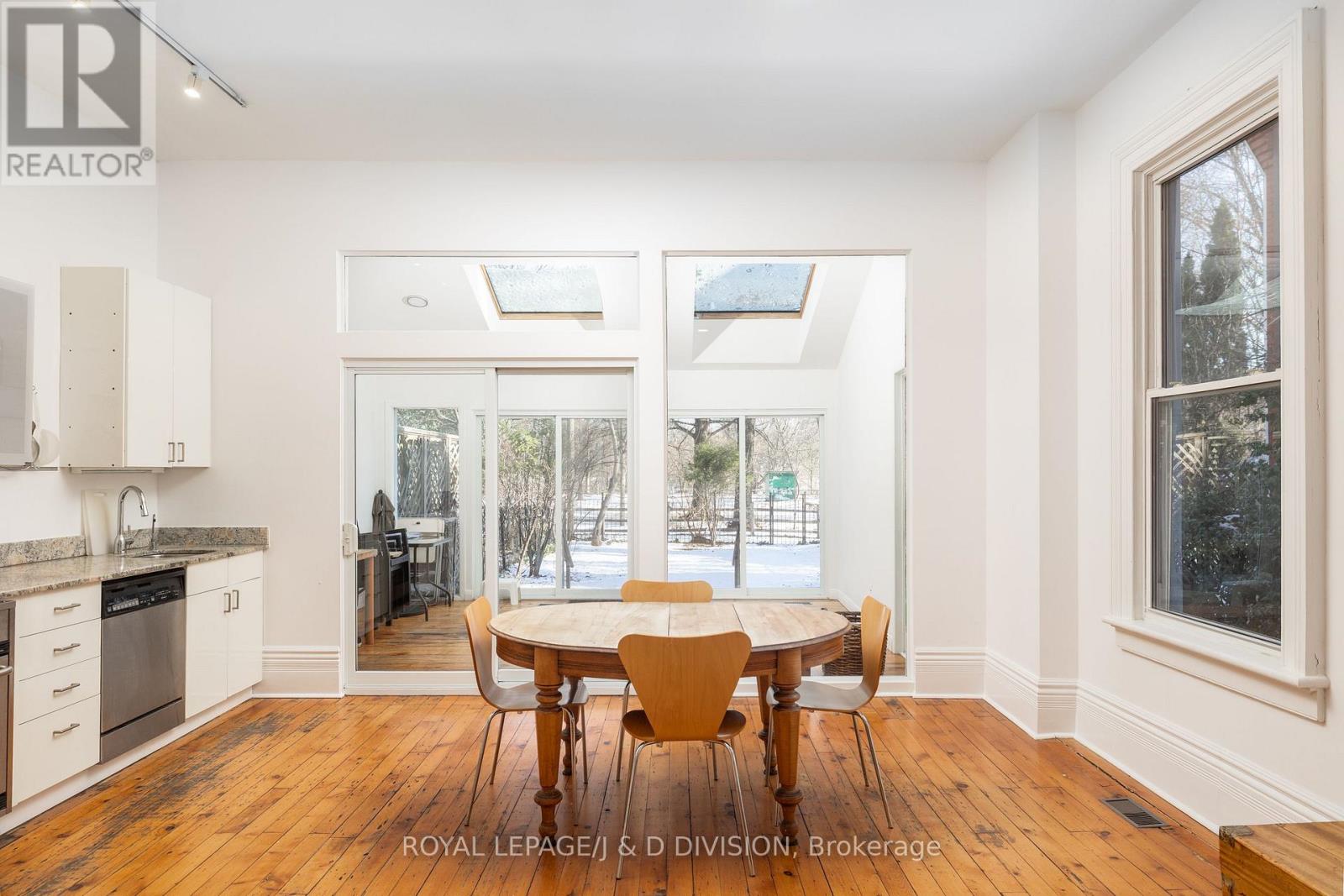 187 Crawford Street, Toronto, Ontario  M6J 2V5 - Photo 7 - C12643722