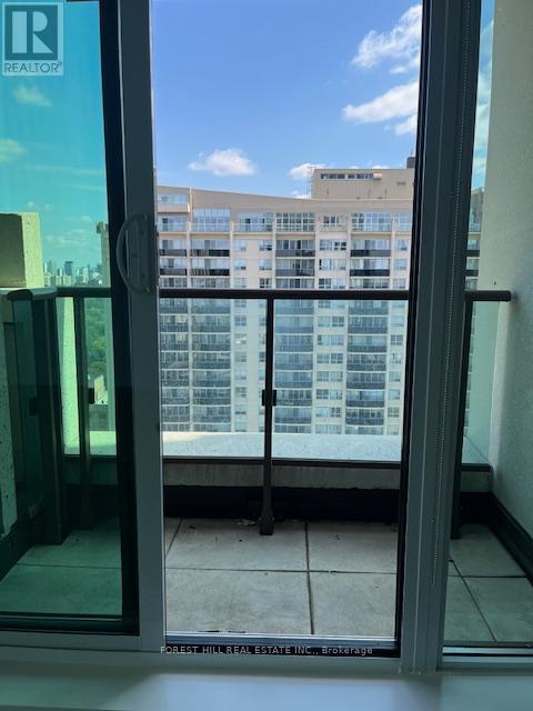 2203 - 310 Tweedsmuir Avenue, Toronto, Ontario  M5P 2Y2 - Photo 23 - C12643768