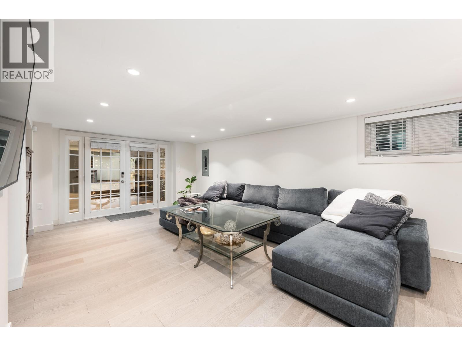 1407 W 33rd Avenue, Vancouver, British Columbia  V6M 1A6 - Photo 32 - R3074519