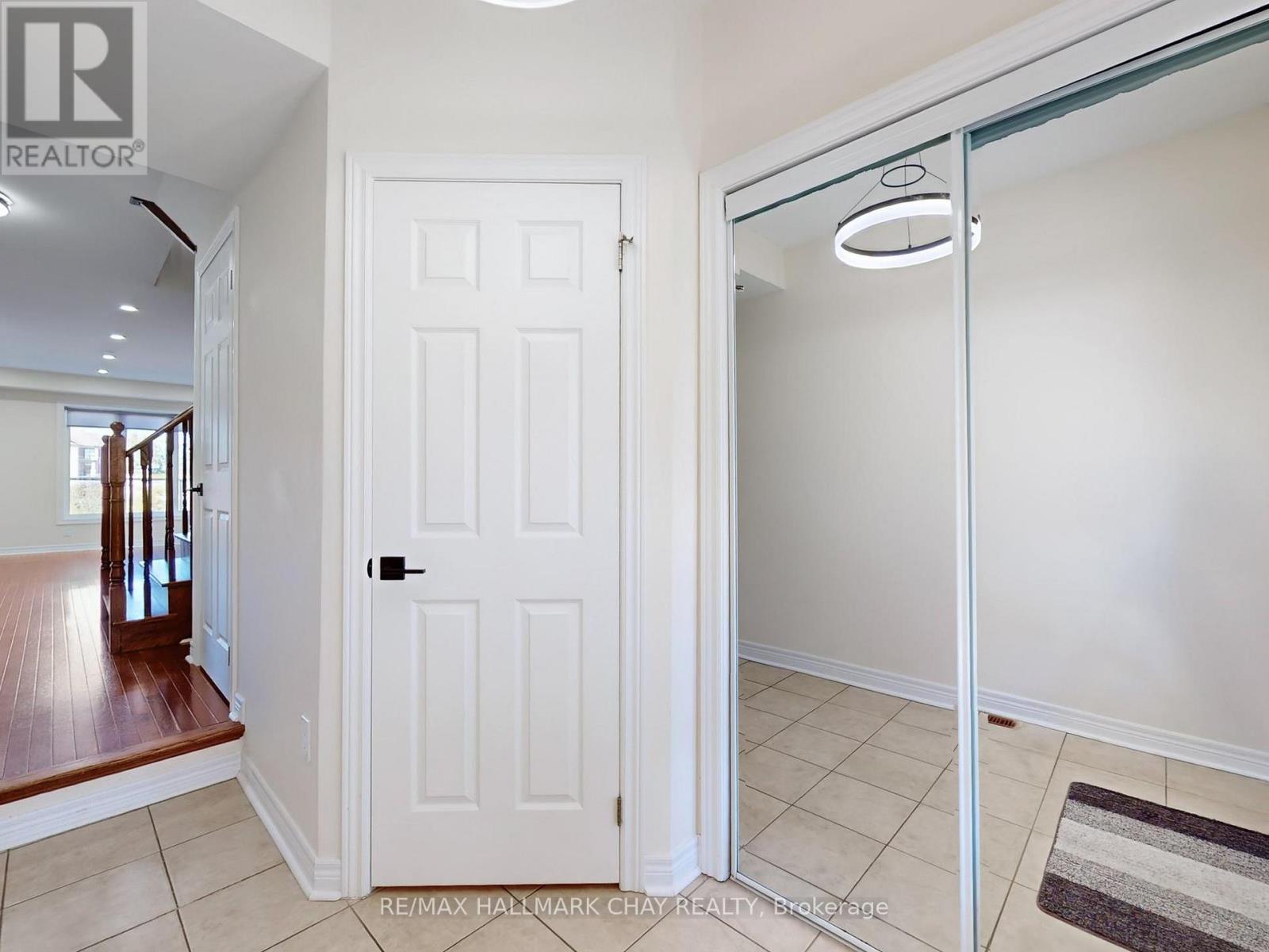 1192 Mary-Lou Street, Innisfil, Ontario  L9S 5A4 - Photo 15 - N12643746