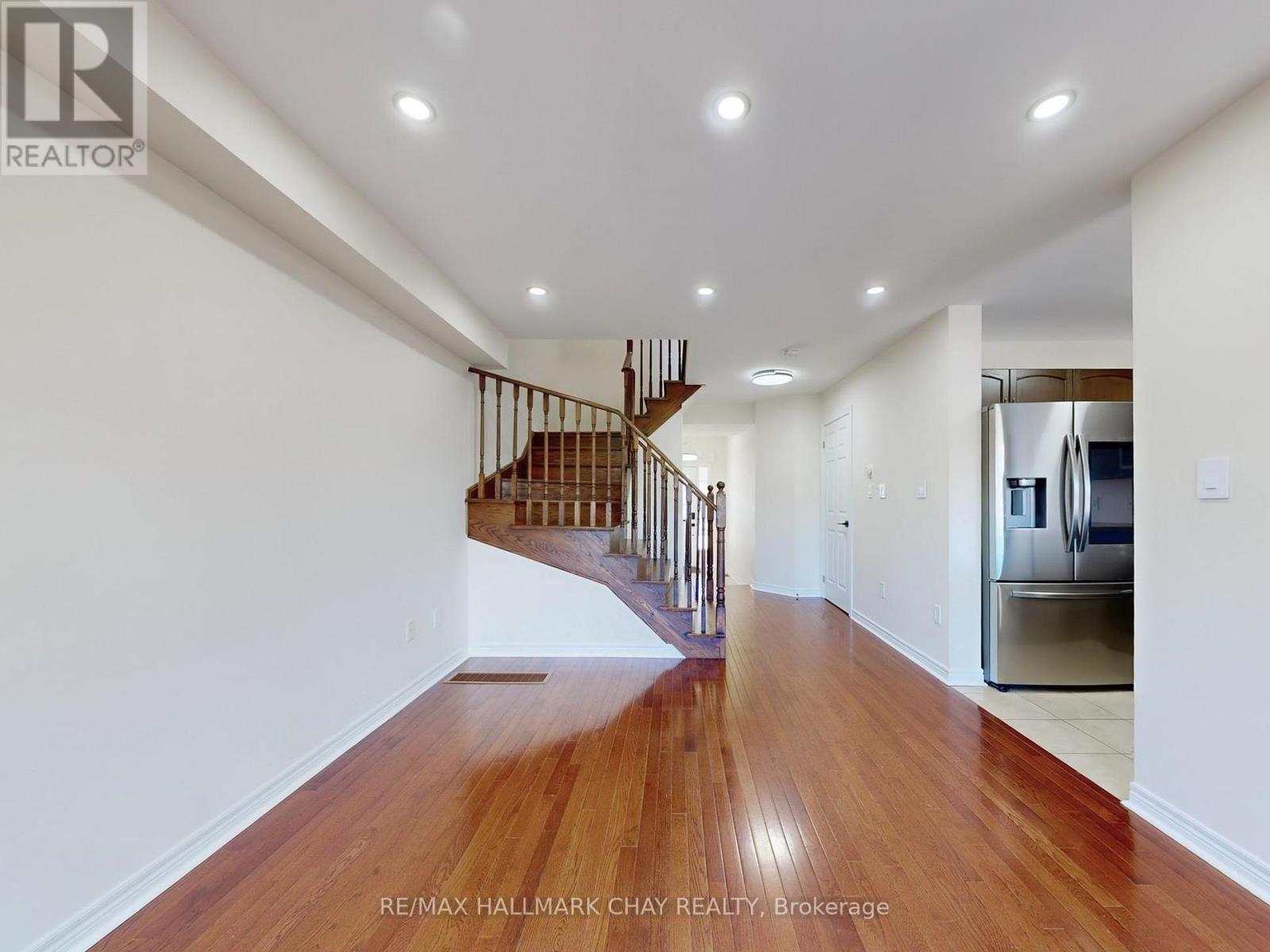 1192 Mary-Lou Street, Innisfil, Ontario  L9S 5A4 - Photo 6 - N12643746