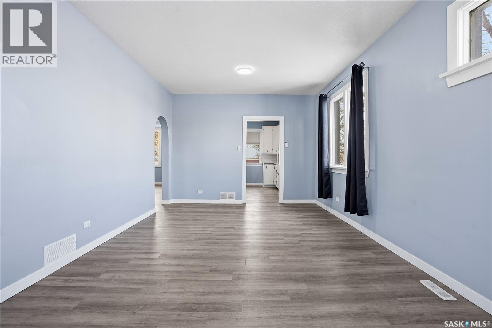 1300 Athol Street, Regina, Saskatchewan  S4T 3C5 - Photo 4 - SK025803