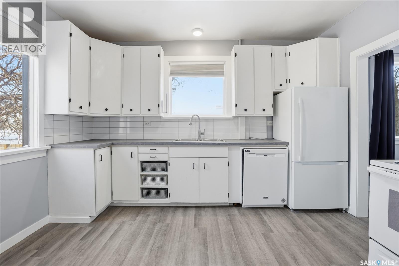 1300 Athol Street, Regina, Saskatchewan  S4T 3C5 - Photo 8 - SK025803